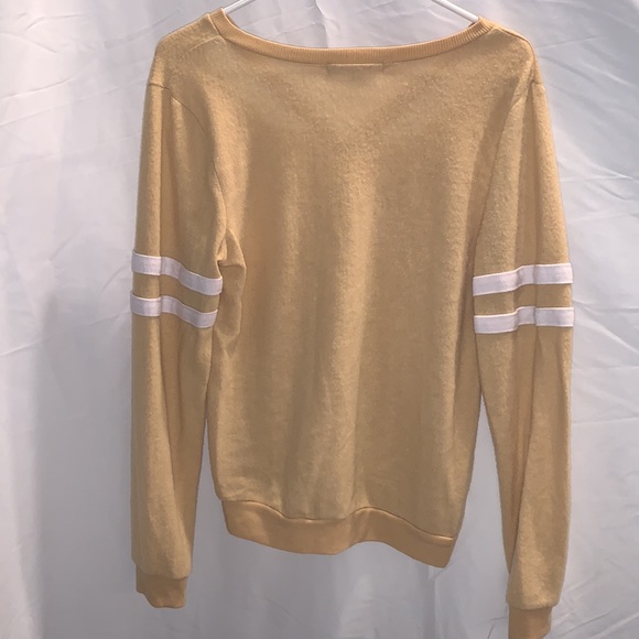 Yellow v-neck sweater - Picture 2 of 2